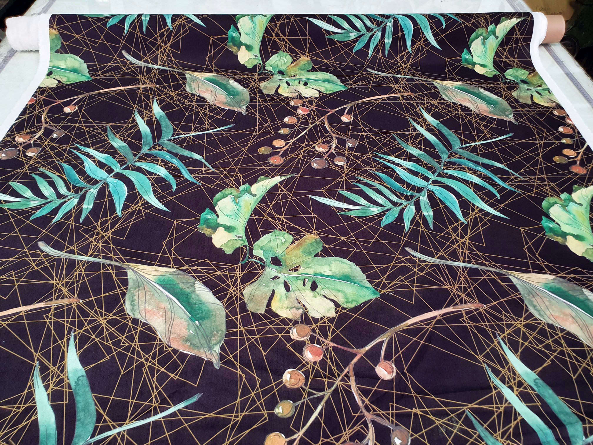 Botanical Gold Berries - Image 2